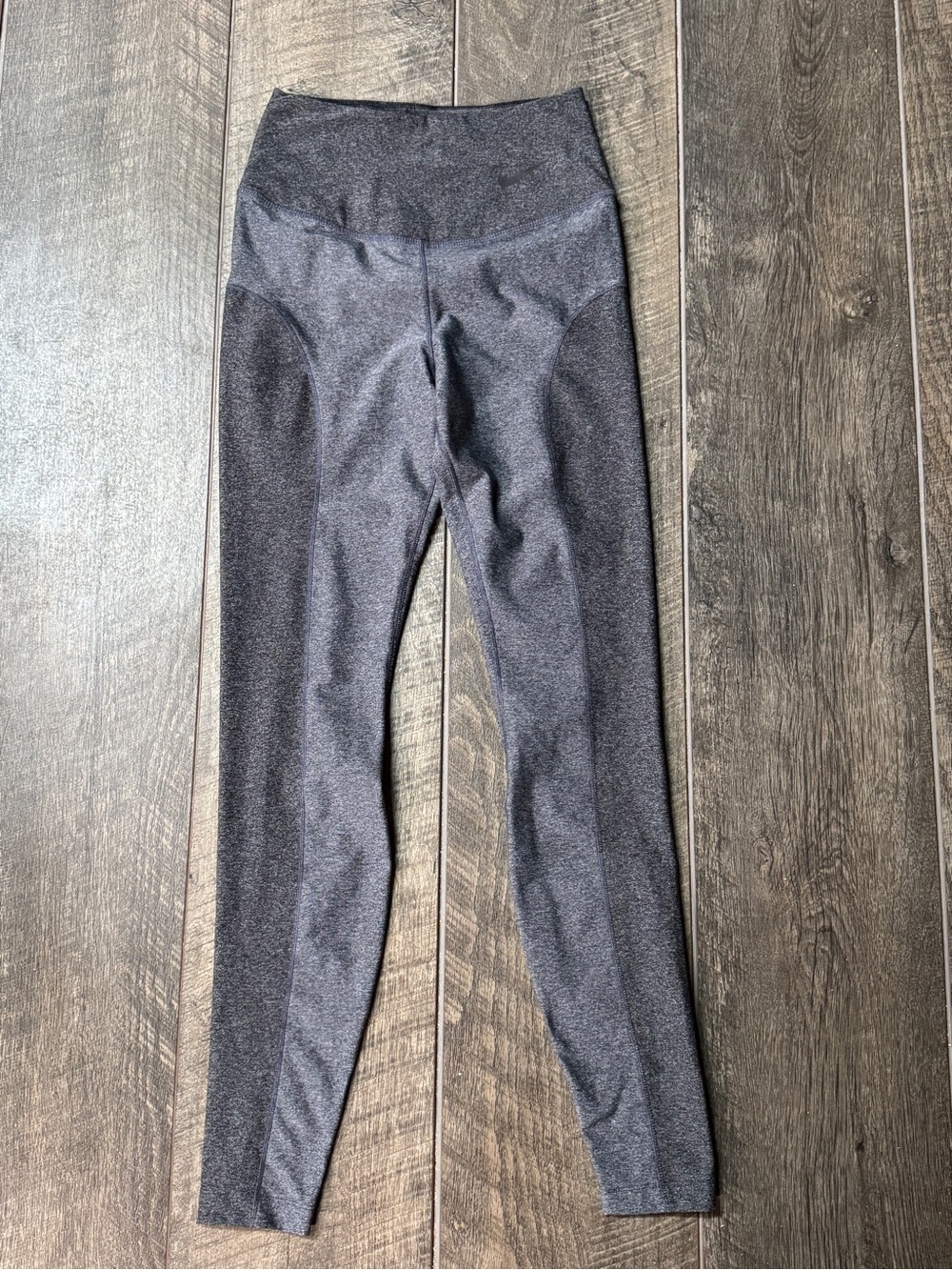 Nike High-Waist Dri-Fit Gray Leggings XS